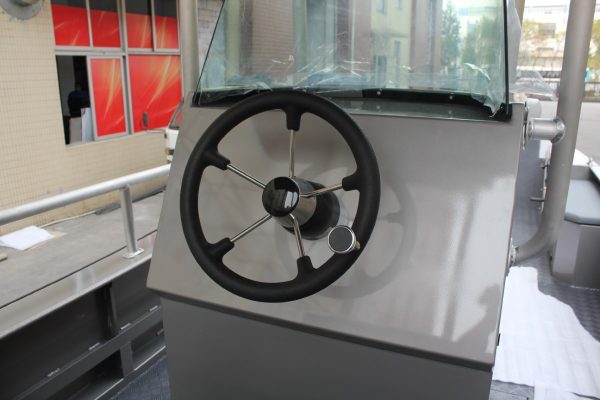 Mehrzweckboot mit Bugklappe (Aluminium)