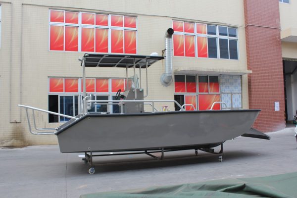 Mehrzweckboot mit Bugklappe (Aluminium)