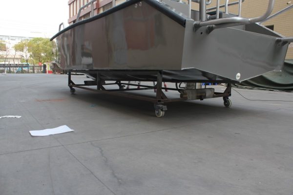 Mehrzweckboot mit Bugklappe (Aluminium)