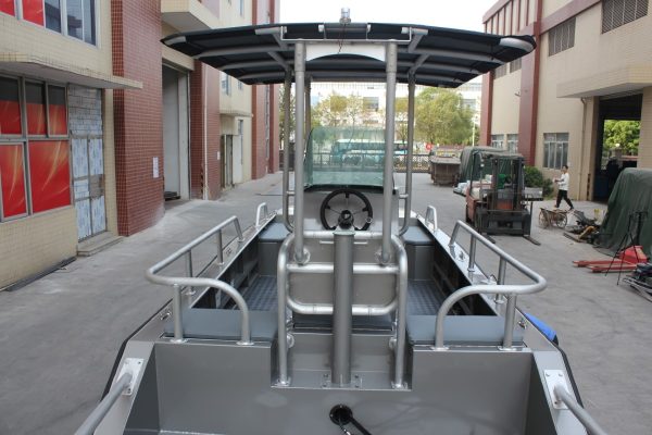 Mehrzweckboot mit Bugklappe (Aluminium)