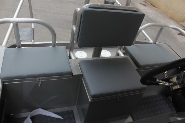 Mehrzweckboot mit Bugklappe (Aluminium)