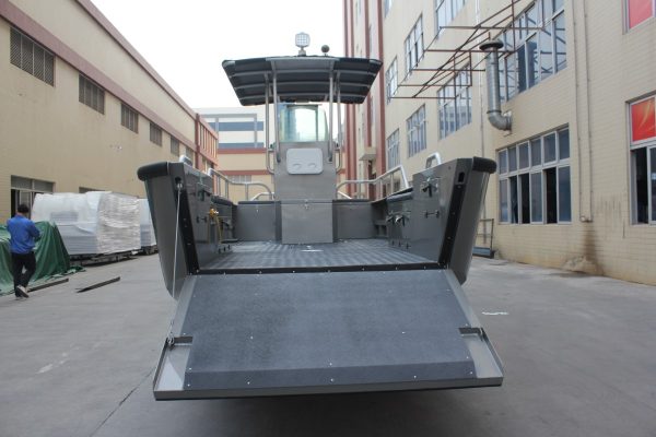 Mehrzweckboot mit Bugklappe (Aluminium)