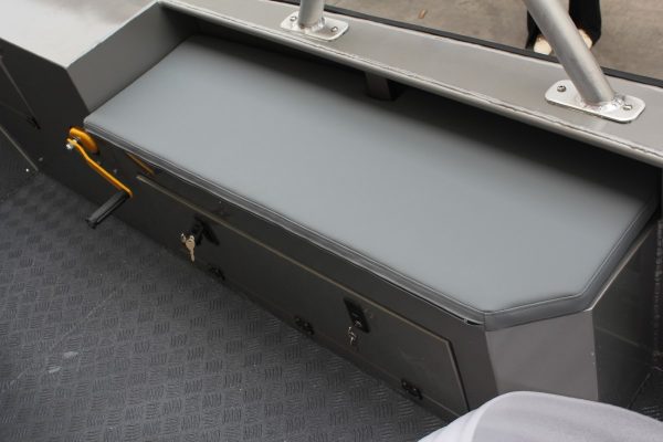 Mehrzweckboot mit Bugklappe (Aluminium)