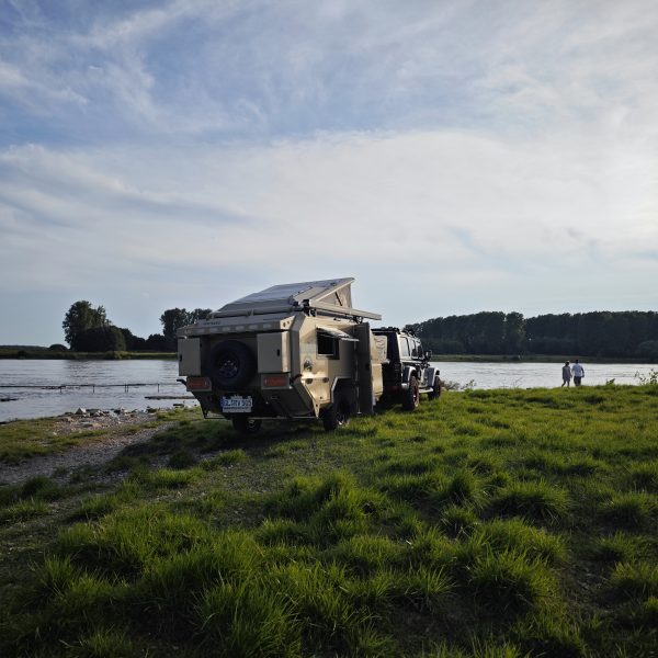 ETS Off Road Camper Trailer RV505 / Wohnwagen / Wohnanhänger / Farbe: sand ETS Off Road Camper Trailer RV505 / Wohnwagen / Wohnanhänger / Farbe: sand