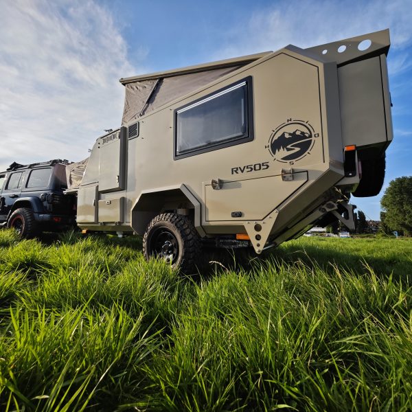 ETS Off Road Camper Trailer RV505 / Wohnwagen / Wohnanhänger / Farbe: sand ETS Off Road Camper Trailer RV505 / Wohnwagen / Wohnanhänger / Farbe: sand
